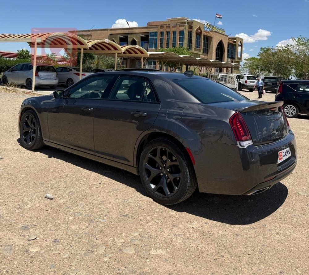 Chrysler 300